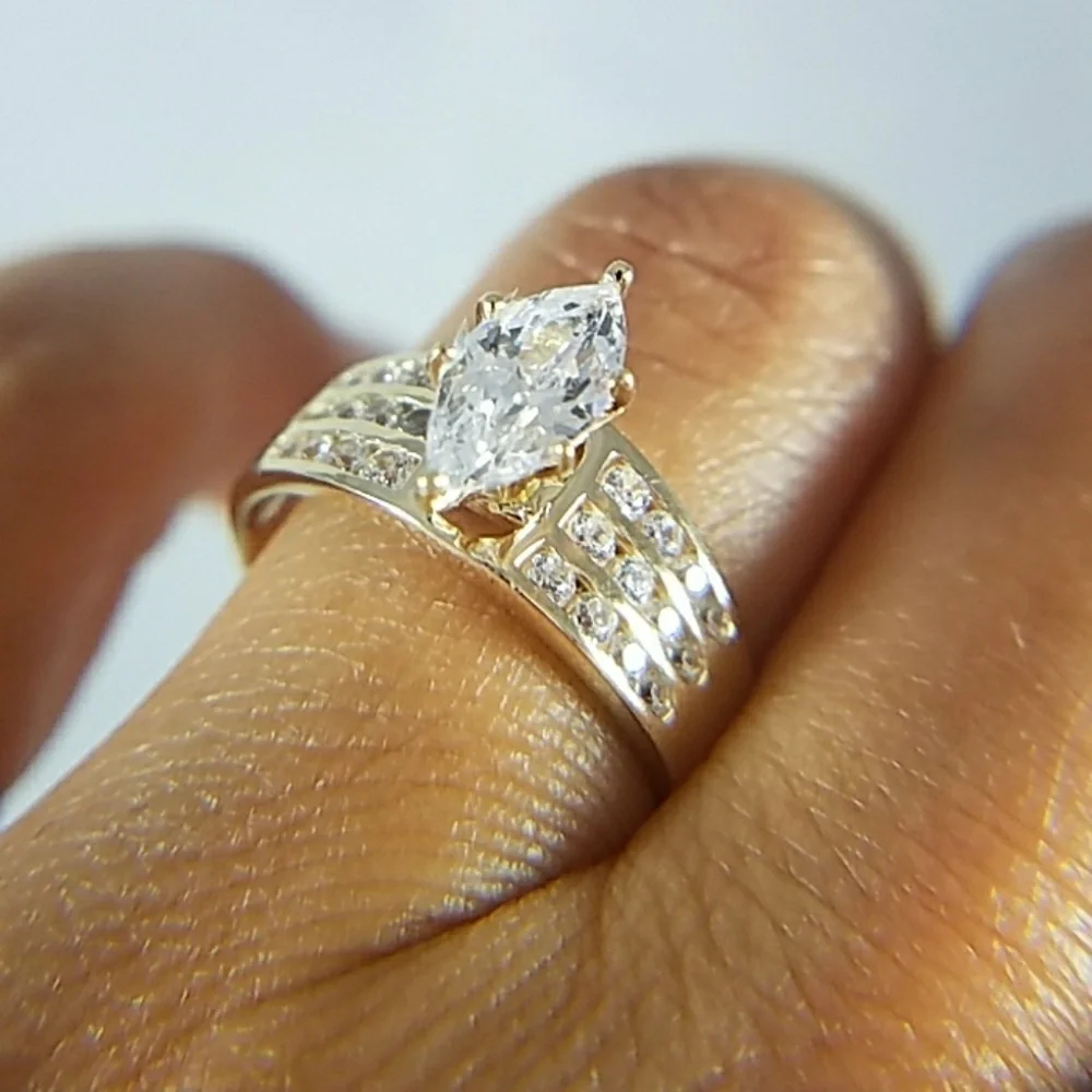 14k Solid Yellow Gold 2ct Engagement Ring